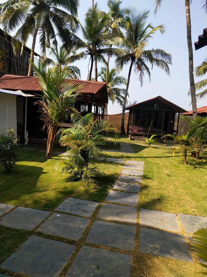 Papillon Beach Huts Palolem Exterior photo